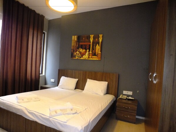 Escritorio y wifi gratis