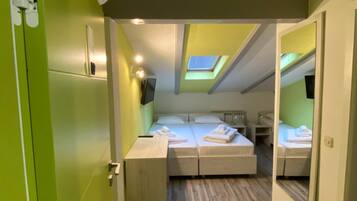 Kamar