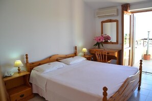 1 bedroom, in-room safe, desk - Hotel Stella Marina (Ricadi)