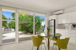 Premium Apartment, 1 Bedroom, Kitchen, Pool View | Private kitchen | Fridge, microwave, stovetop, coffee/tea maker