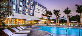 레거시 호텔 앳 IMG 아카데미