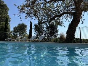 Comfort Cottage, Private Bathroom | Outdoor pool