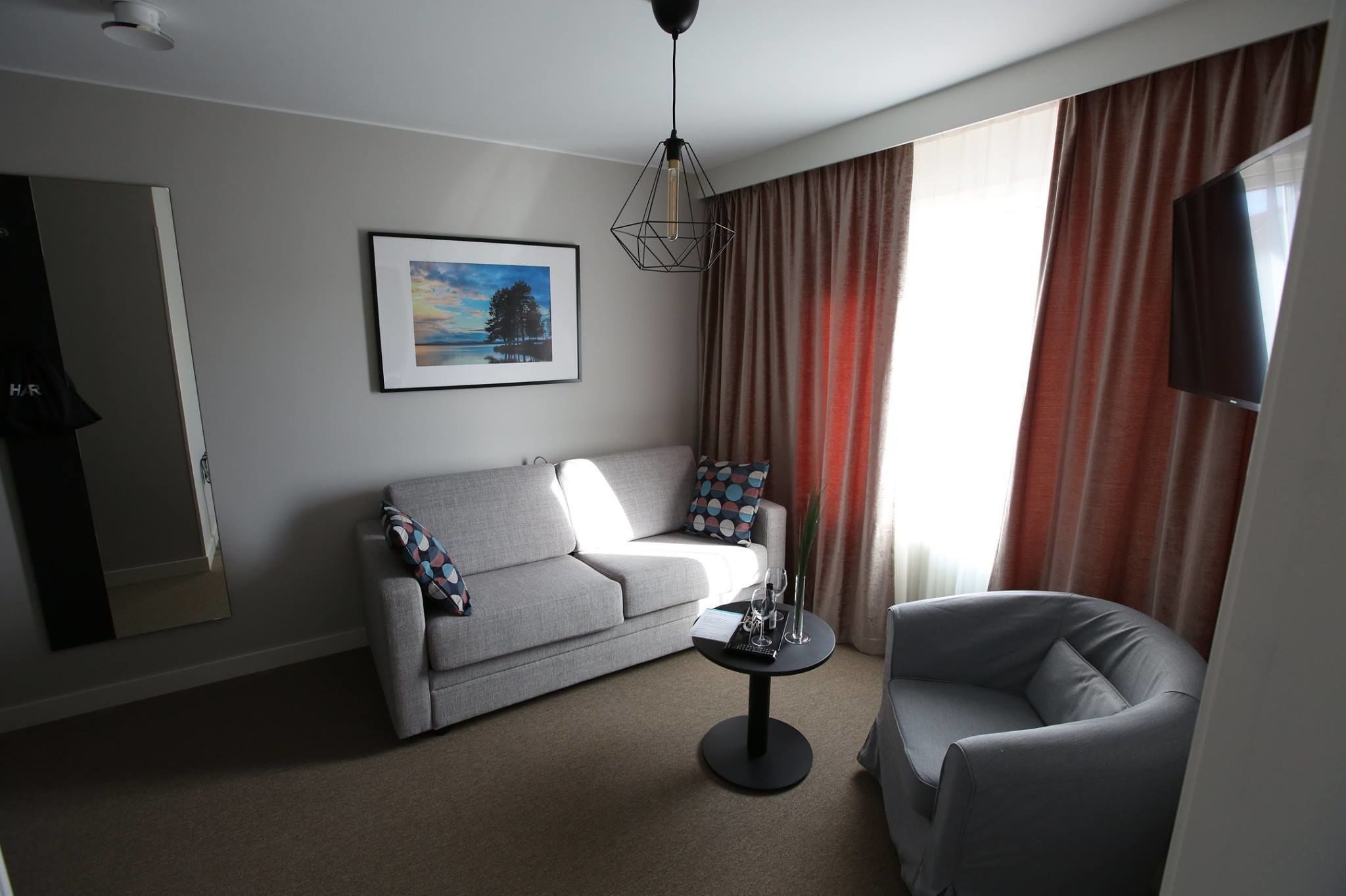 family room | 1 bedroom, premium bedding, minibar, desk