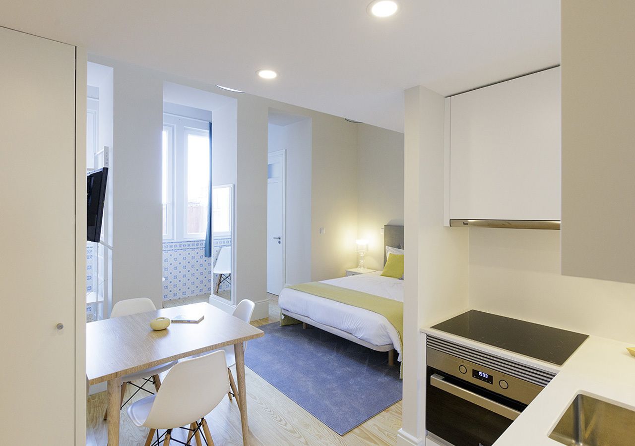 standard studio | blackout curtains, soundproofing, cots/infant beds, free wifi