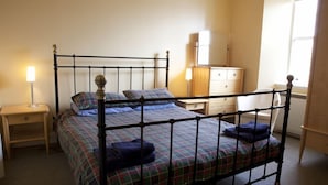 Cottage | 1 bedroom, iron/ironing board - Steading Holidays - Keeper's Cottage (Acharacle)