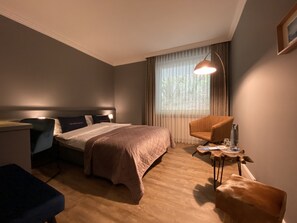 Kleines Doppelzimmer Harz Klassik | Allergikerbettwaren, Schreibtisch, schallisolierte Zimmer