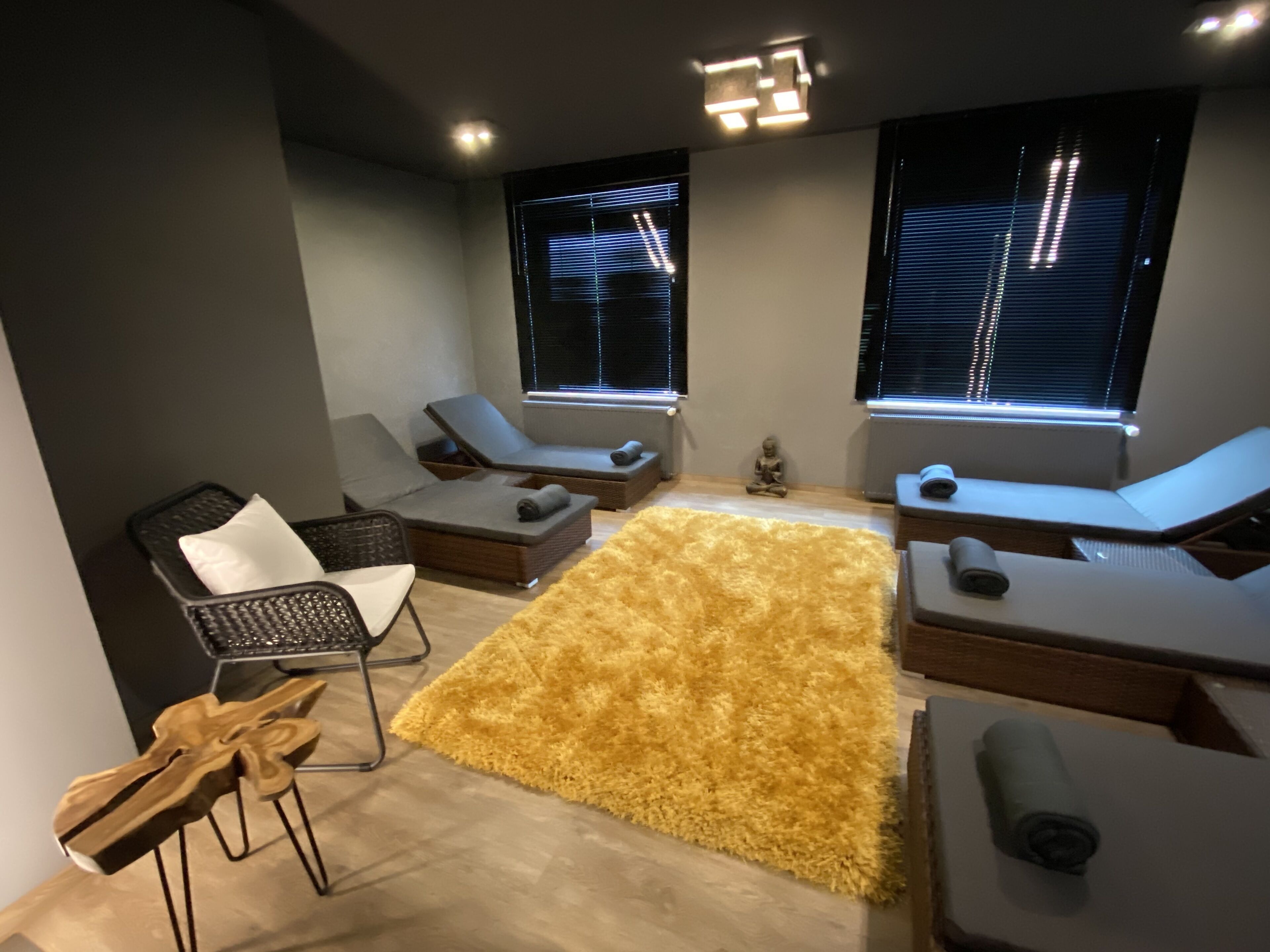 couples treatment room(s), body treatments, hot stone massages