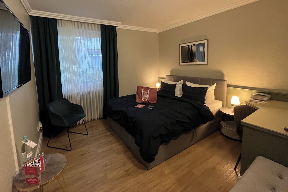 Kleines Doppelzimmer "Harz Classic", zur ruhigen Waldseite