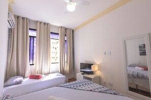 Apartamento | 1 quarto, frigobar, cofres nos quartos, escrivaninha