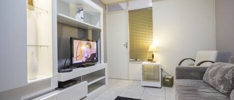 Apartment | Living area | LCD TV