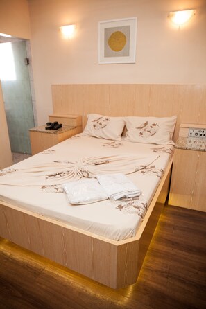 Wifi gratis y ropa de cama 