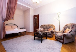 2 bedrooms, premium bedding, blackout curtains, iron/ironing board