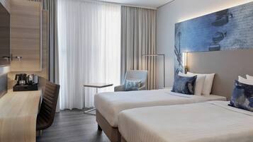 Deluxe-Zimmer, 2Â Einzelbetten | Zimmersafe, individuell dekoriert, Schreibtisch