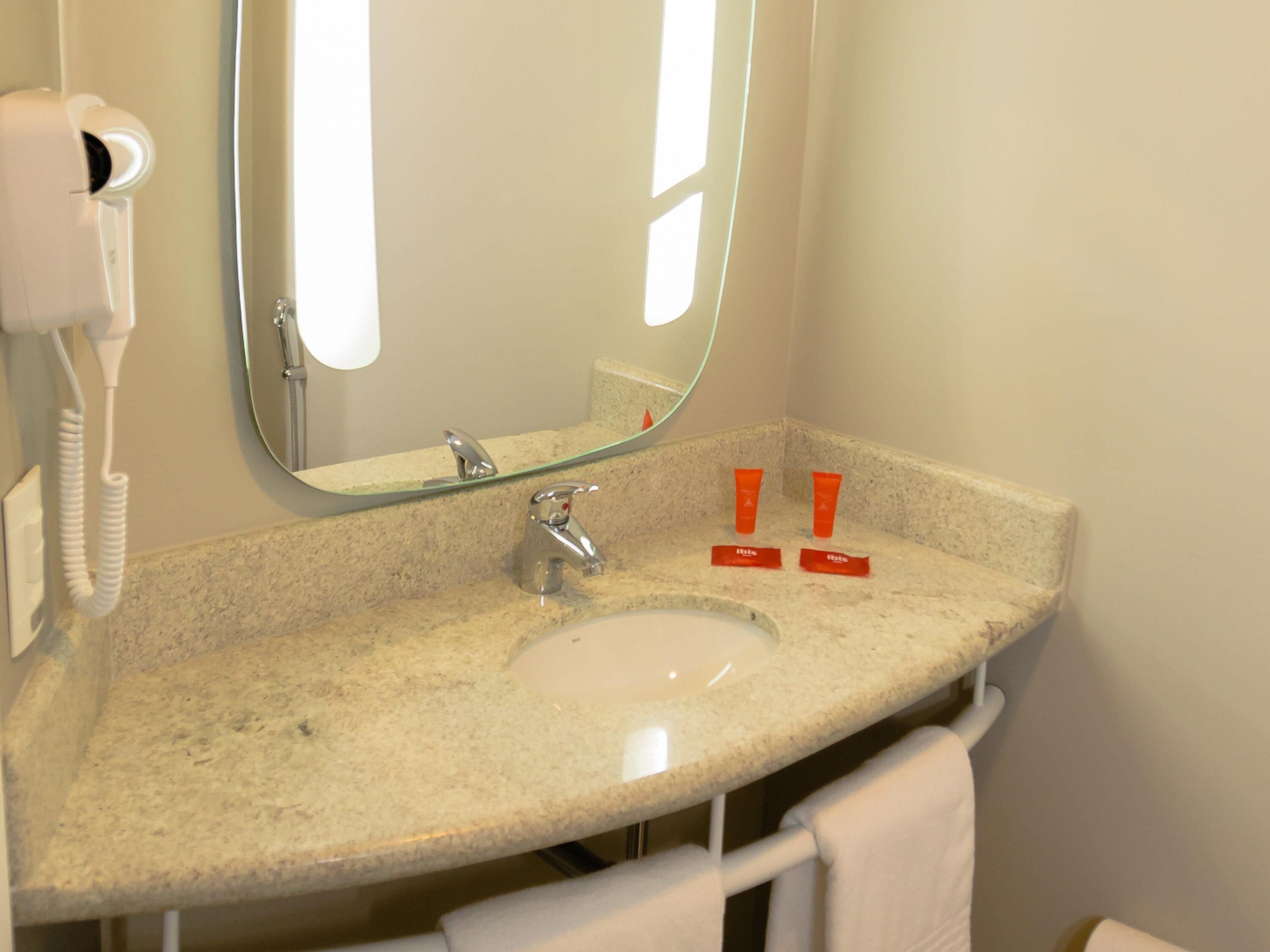 standard apartment, 1 double bed | minibar, desk, soundproofing, free cots/infant beds