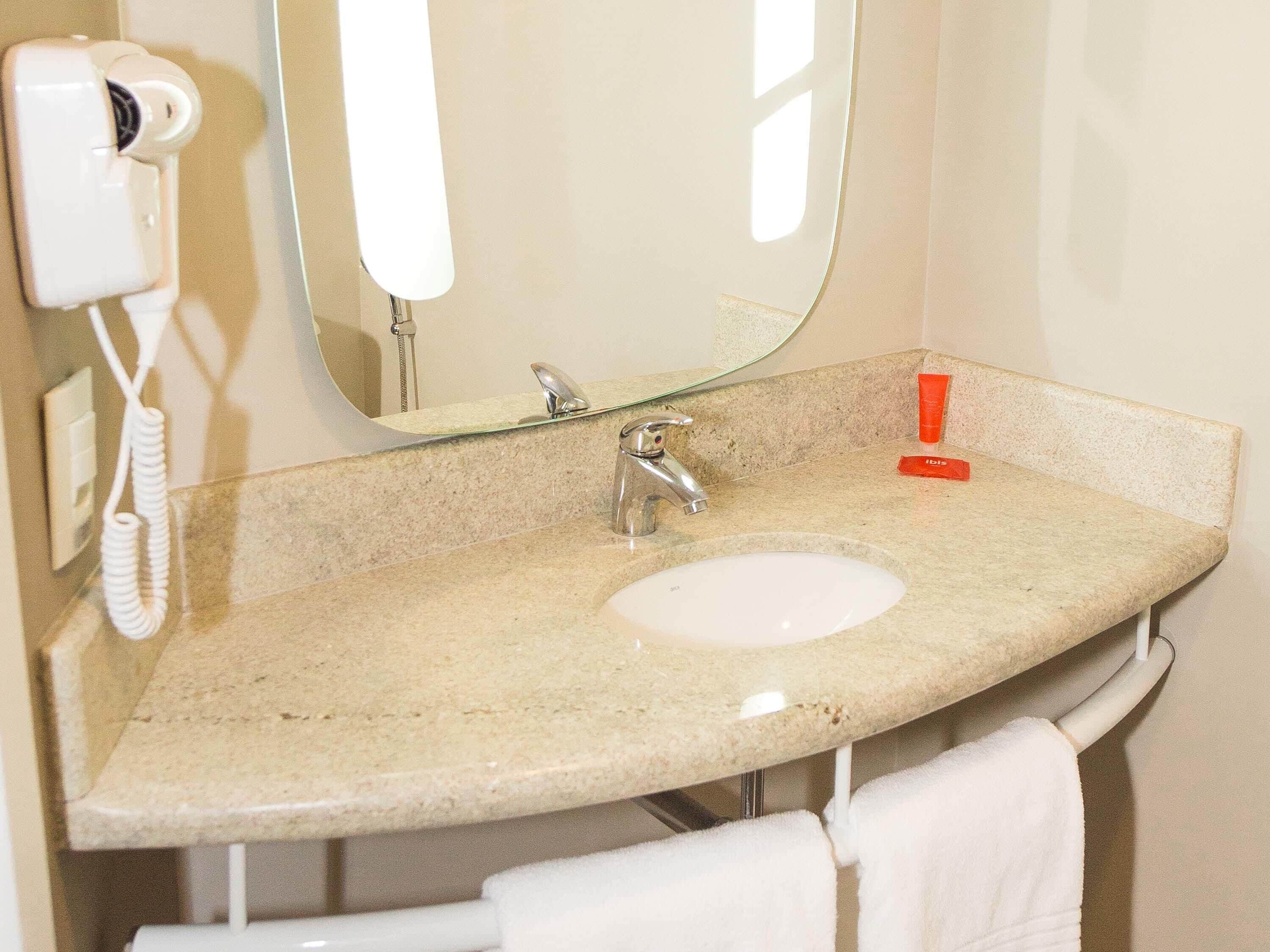 standard apartment, 2 single beds | minibar, desk, soundproofing, free cots/infant beds