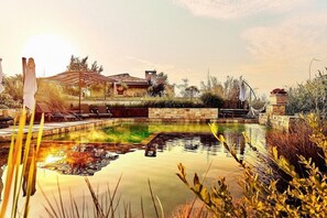 Indoor pool, outdoor pool - Zornitza Family Estate (Zornitza)