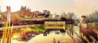 Zornitza Family Estate