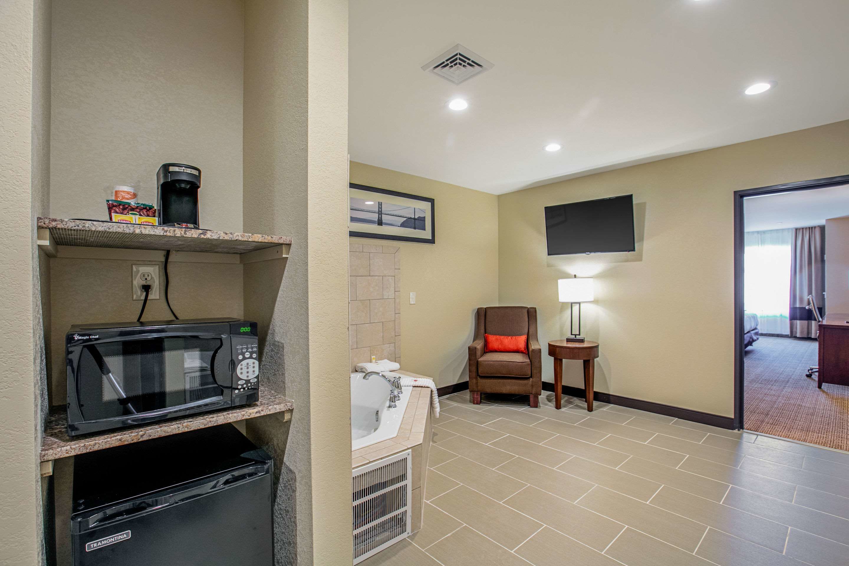 egyptian cotton sheets, premium bedding, desk, laptop workspace