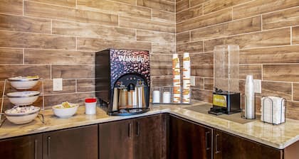 Comfort Suites Fishkill near Interstate 84