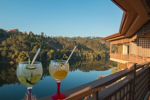 Family Room, River View | Balcony
