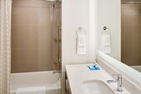 Hyatt House across from Universal Orlando Resort - Image 31