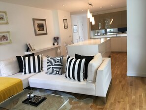 Televisor de pantalla plana 