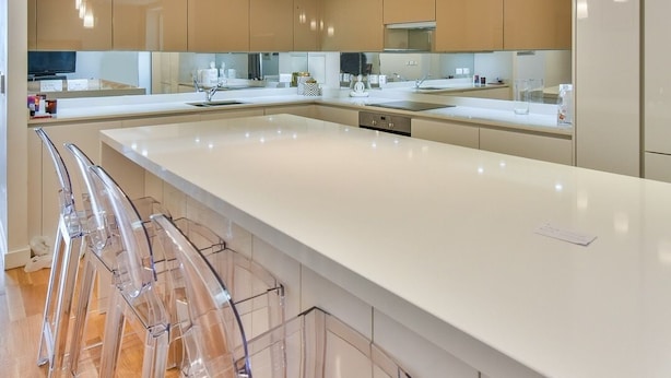 Unclassified image, 1 of 16, button - Olympic Park Apartment (London)