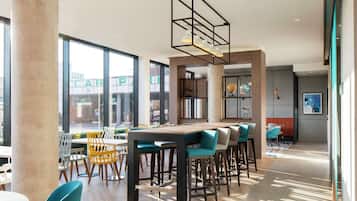 Breakfast, lunch and dinner served