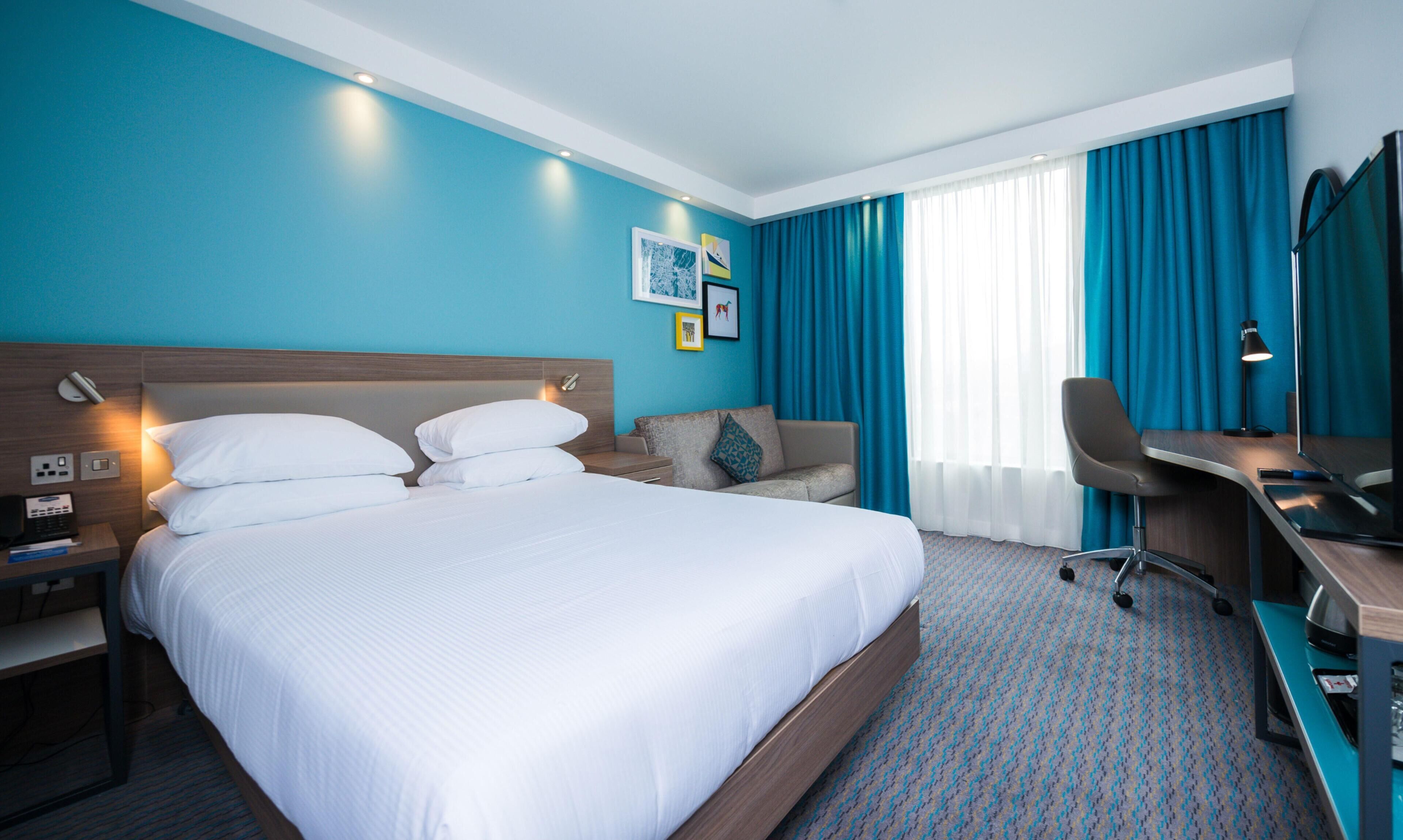 Photo - Hampton by Hilton Belfast City Centre