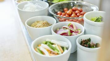 Daily buffet breakfast for a fee