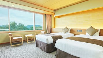 In-room safe, free WiFi, bed sheets