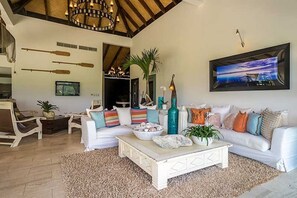 Vila | Área de estar | TV de tela plana