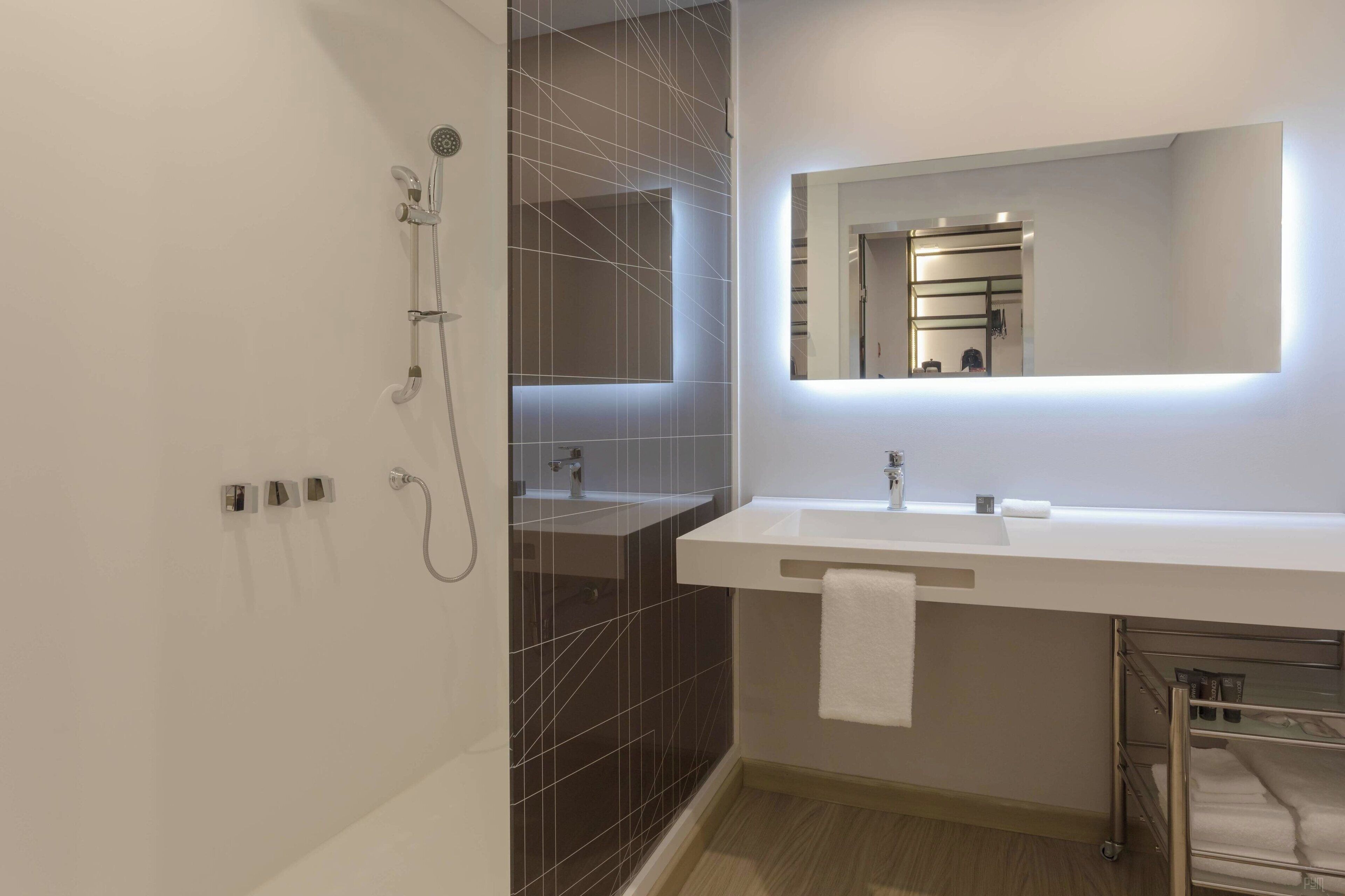 Photo - AC Hotel By Marriott Santa Marta