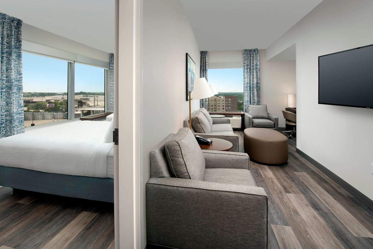 Suite, 1 Bedroom, Non Smoking, City View | 1 bedroom, desk, laptop workspace, iron/ironing board