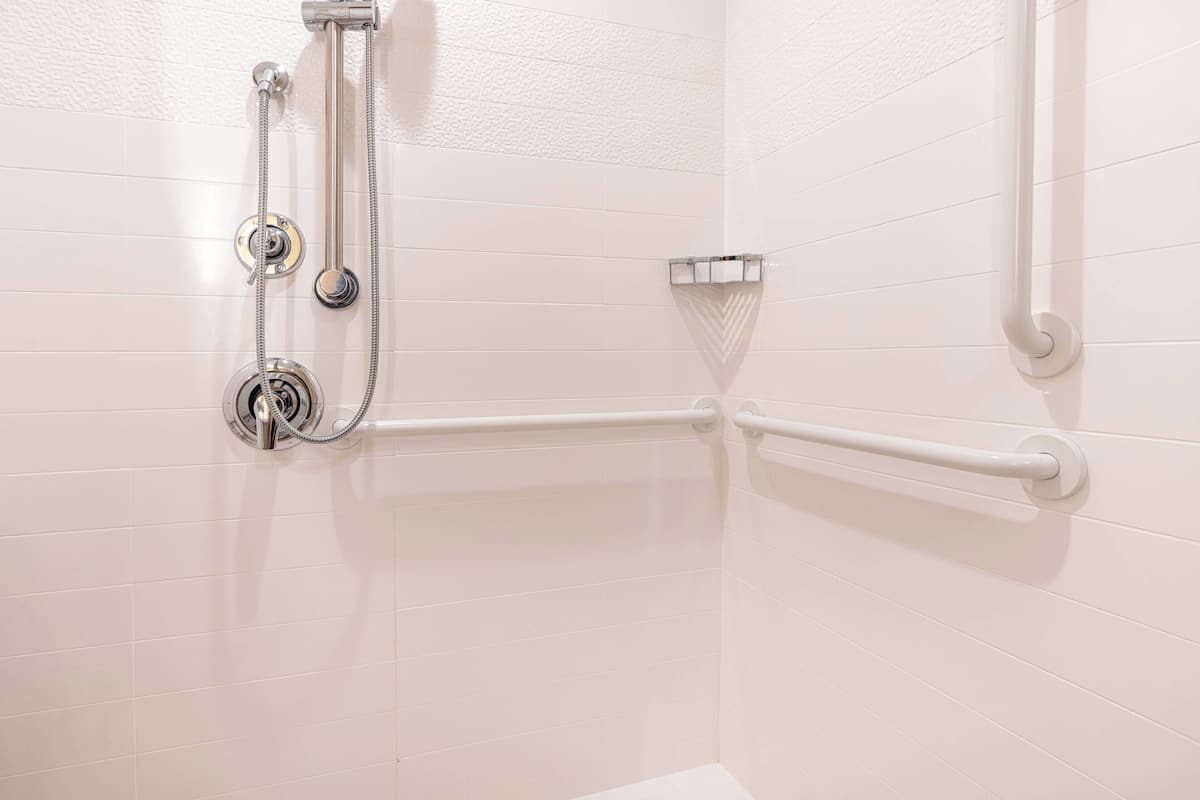 separate bathtub and shower, free toiletries, hair dryer, towels