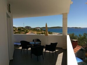 Deluxe Condo, 1 Bedroom, Sea Facing | Balcony - Beach House Paradiso (Rogoznica)