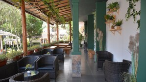 Cafe - Arra Lembah Pinus (Cipanas)