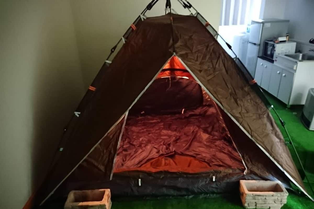 Tent Room | 1 bedroom, iron/ironing board, WiFi (free)