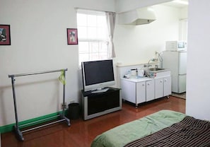 Basic Apartment | 1 bedroom, iron/ironing board, free WiFi - Hotel Fujikawaguchikosou (Fujikawaguchiko)
