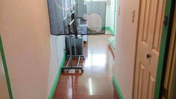 Basic Apartment | 1 bedroom, iron/ironing board, free WiFi