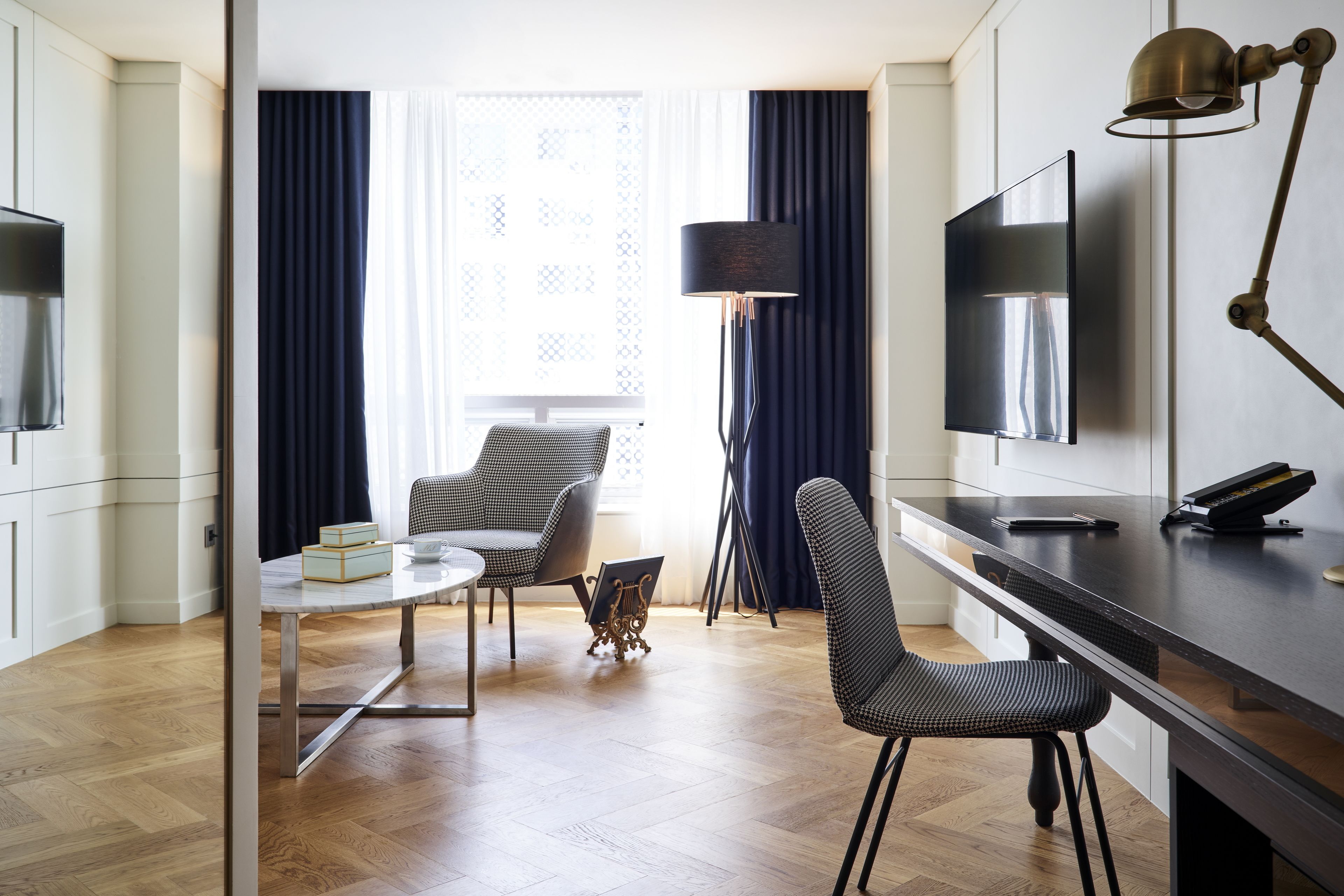 suite, 1 bedroom | 1 bedroom, in-room safe, blackout curtains, soundproofing