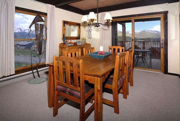 Dining - Location is Everything! Ski-In/Out Condo, No Stairs, End Unit + VIEWS (Mt. Crested Butte)