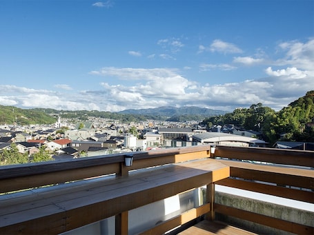 Private Vacation Home | Terrace/patio. House Hotel Kenrokuzaka