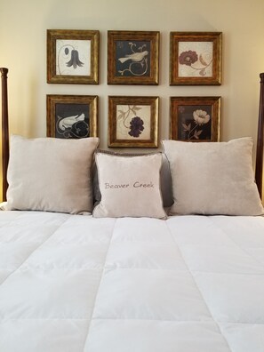 Panoramic Suite, 1 King Bed, Patio, Mountain View | 1 bedroom, premium bedding, desk, iron/ironing board