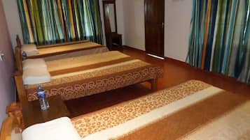 1 bedroom, desk, iron/ironing board, rollaway beds