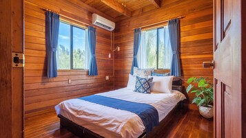 Deluxe Villa | 2 bedrooms, desk, free WiFi, bed sheets