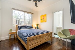 4 soverom, lydisolert, strykejern/-brett og wi-fi (inkludert)