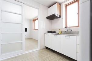 Hotel 1.5 Room | 高档床上用品、免费 WiFi