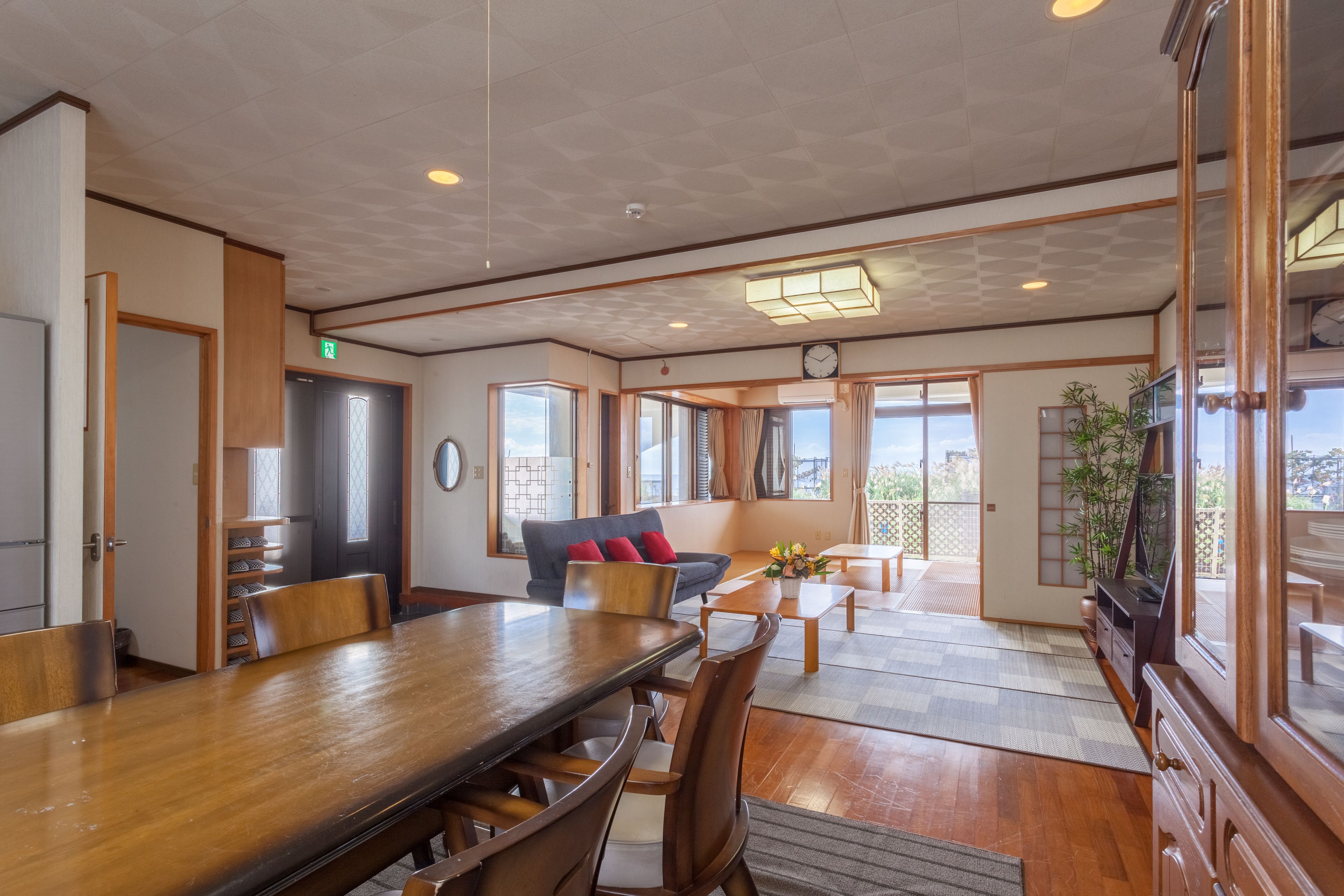 コンドミニアム 4 ベッドルーム (10 Adults) | 客室内のダイニングエリア