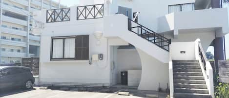 Tempat parkir
